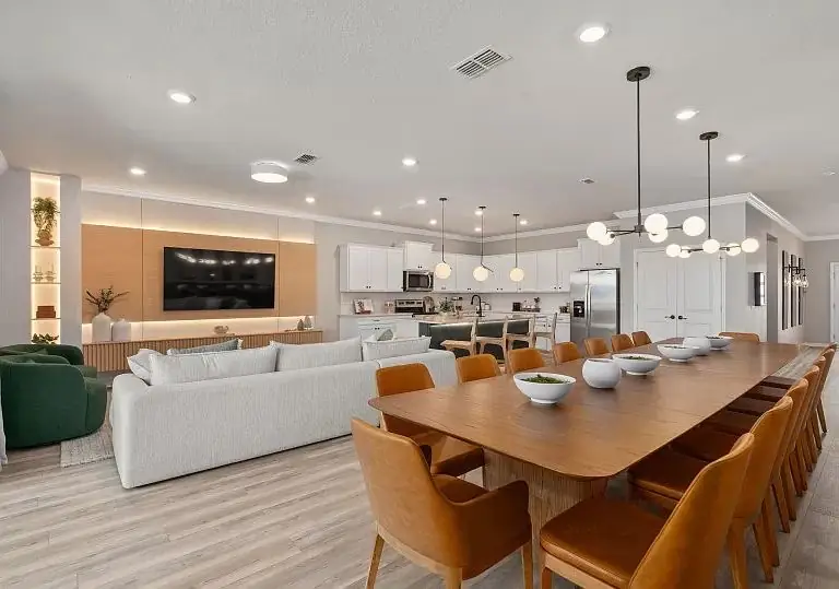 Cozinha e sala de jantar integradas, casa Clearwater Grande em Clermont, Flórida